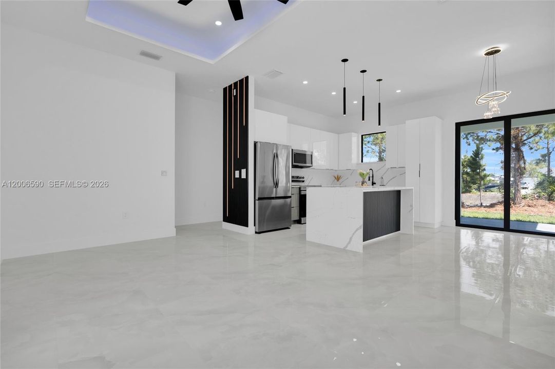 Activo con contrato: $324,900 (3 camas, 2 baños, 1315 Pies cuadrados)