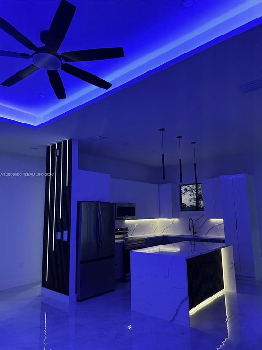 Activo con contrato: $324,900 (3 camas, 2 baños, 1315 Pies cuadrados)