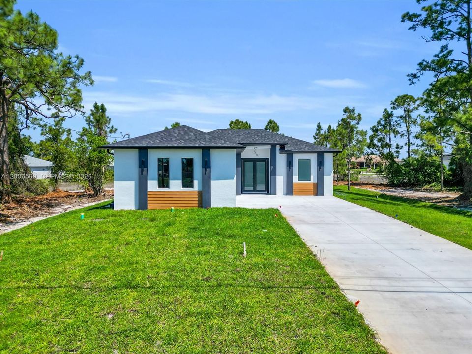 Activo con contrato: $324,900 (3 camas, 2 baños, 1315 Pies cuadrados)