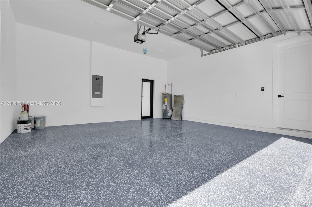 Activo con contrato: $324,900 (3 camas, 2 baños, 1315 Pies cuadrados)