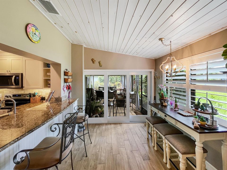Kitchen breakfast bar to lanai