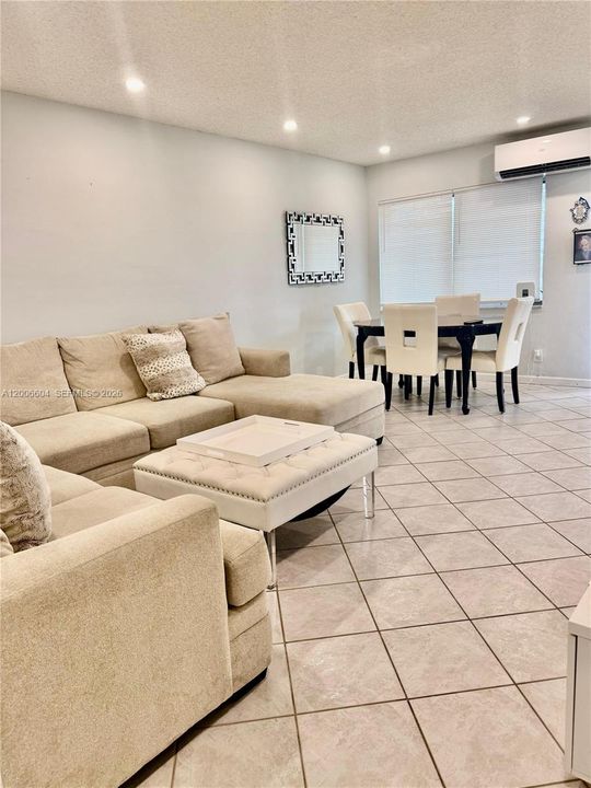 En Venta: $110,000 (2 camas, 1 baños, 848 Pies cuadrados)