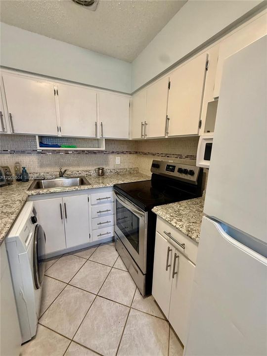 En Venta: $110,000 (2 camas, 1 baños, 848 Pies cuadrados)
