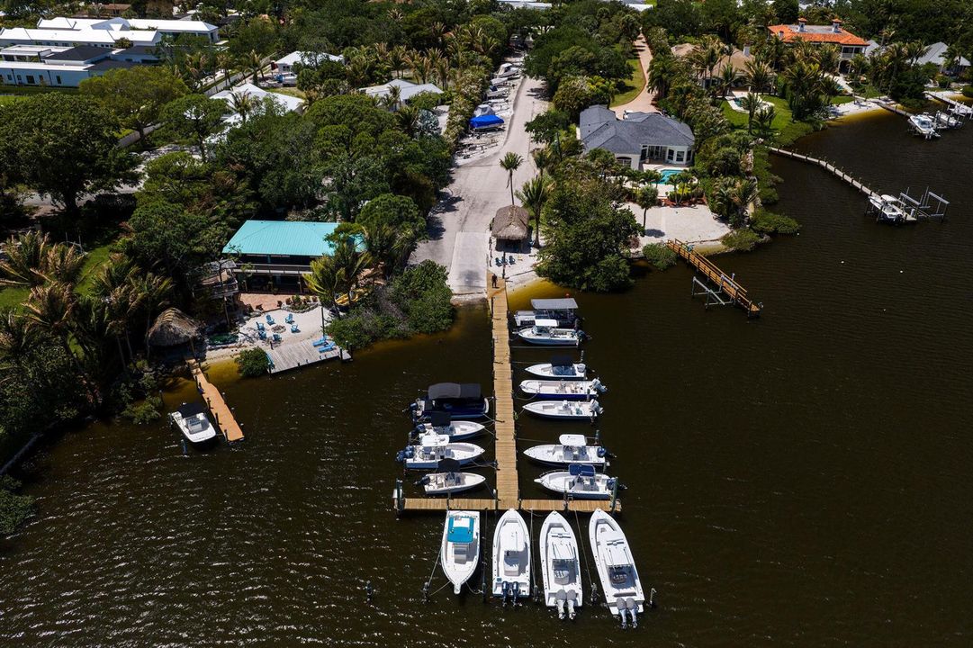 Dock