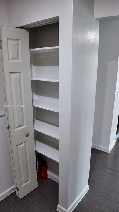 Activo con contrato: $1,700 (1 camas, 1 baños, 434568 Pies cuadrados)