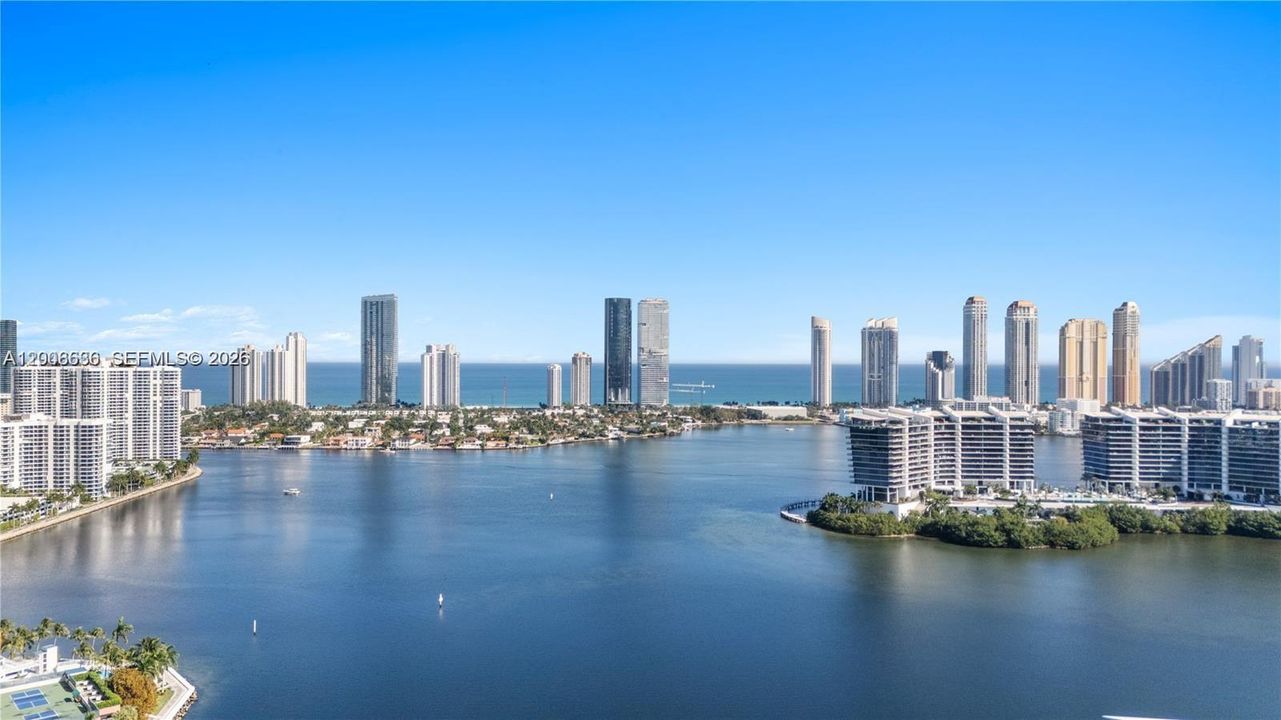 For Sale: $545,000 (2 beds, 2 baths, 1730 Square Feet)