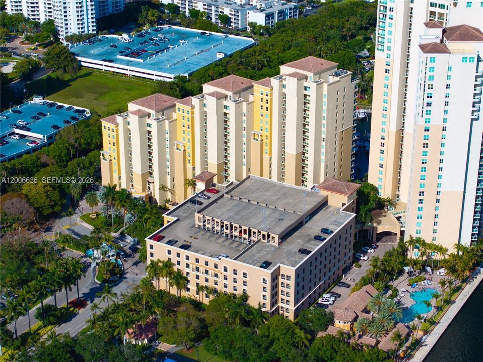 For Sale: $545,000 (2 beds, 2 baths, 1730 Square Feet)