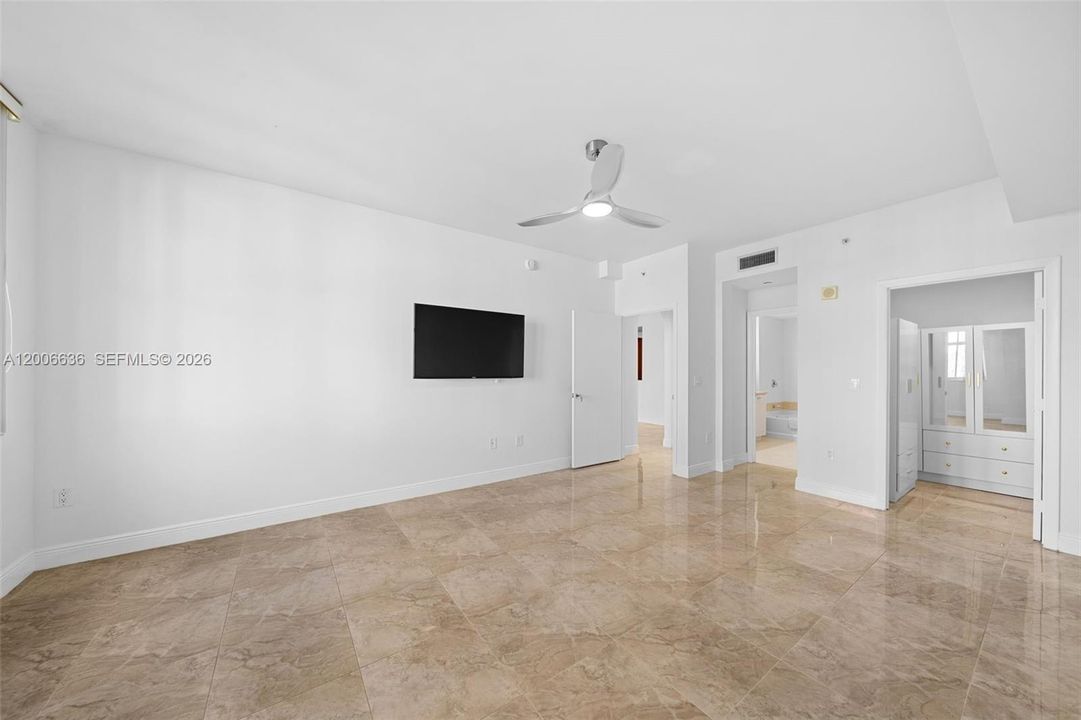 For Sale: $545,000 (2 beds, 2 baths, 1730 Square Feet)