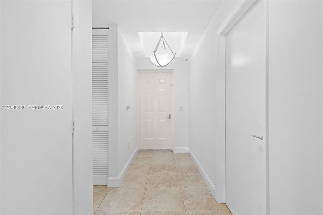 For Sale: $545,000 (2 beds, 2 baths, 1730 Square Feet)