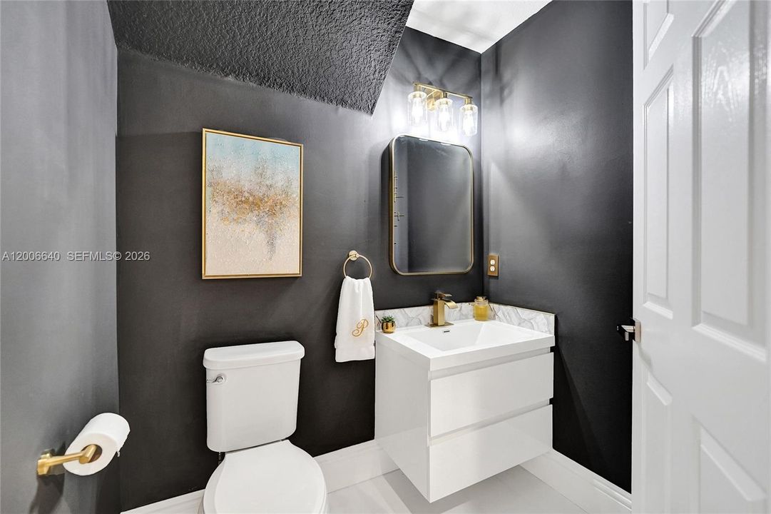 For Sale: $534,900 (3 beds, 2 baths, 1601 Square Feet)