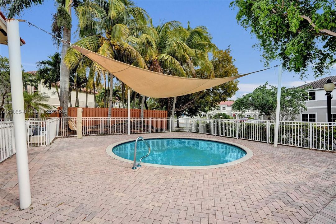 For Sale: $534,900 (3 beds, 2 baths, 1601 Square Feet)