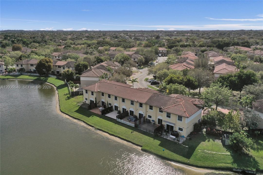 For Sale: $534,900 (3 beds, 2 baths, 1601 Square Feet)