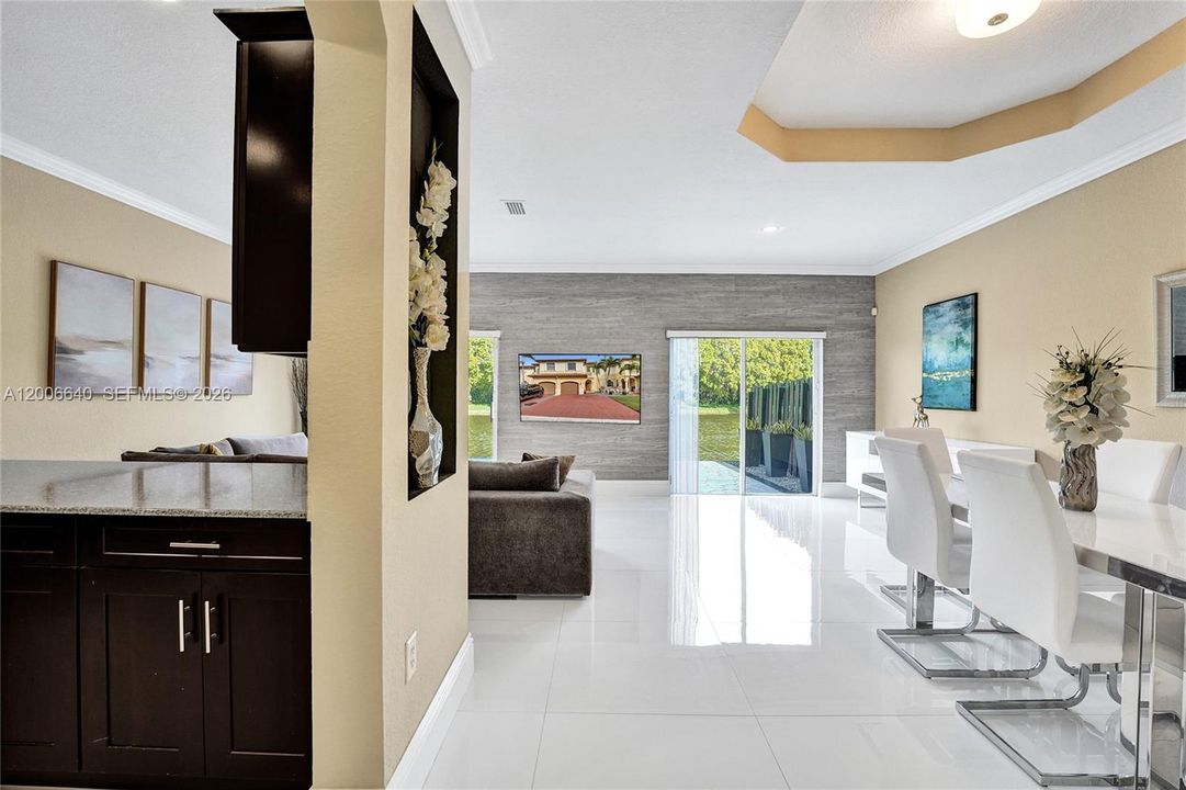 For Sale: $534,900 (3 beds, 2 baths, 1601 Square Feet)