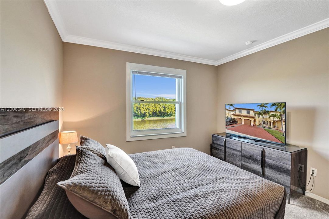 For Sale: $534,900 (3 beds, 2 baths, 1601 Square Feet)