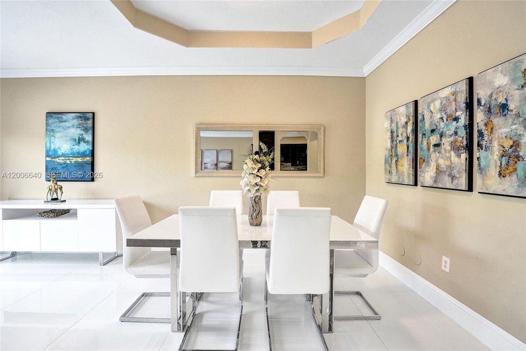 For Sale: $534,900 (3 beds, 2 baths, 1601 Square Feet)