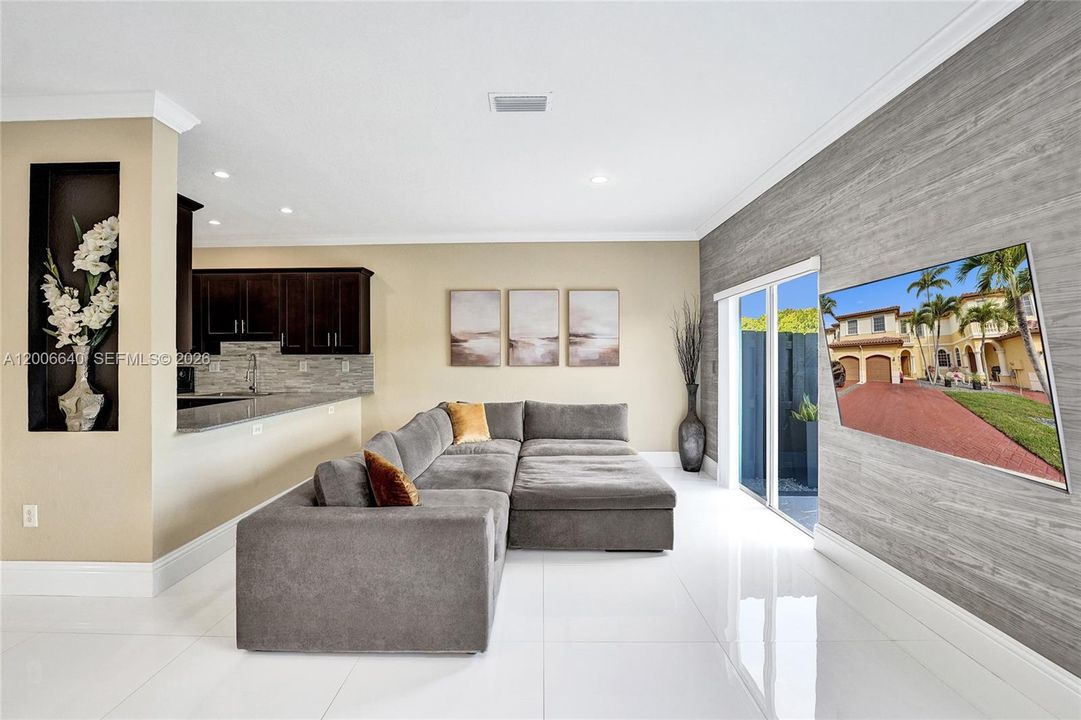 For Sale: $534,900 (3 beds, 2 baths, 1601 Square Feet)