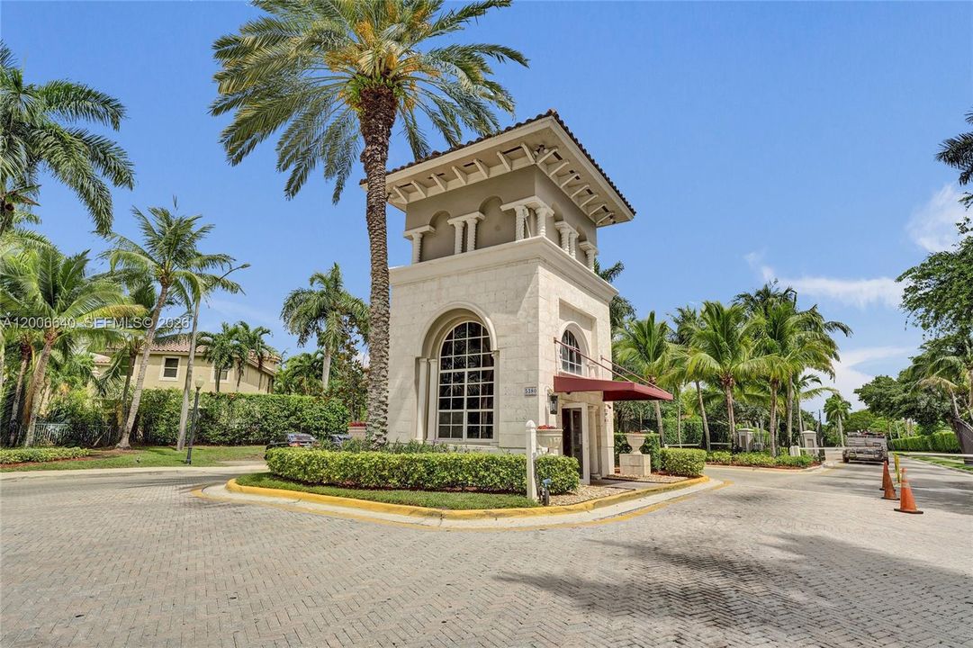 For Sale: $534,900 (3 beds, 2 baths, 1601 Square Feet)