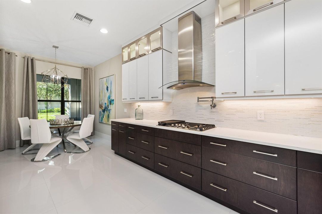 Eat in Kitchen