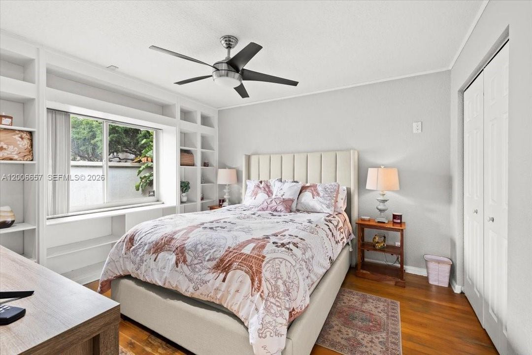 For Sale: $985,000 (4 beds, 2 baths, 2674 Square Feet)