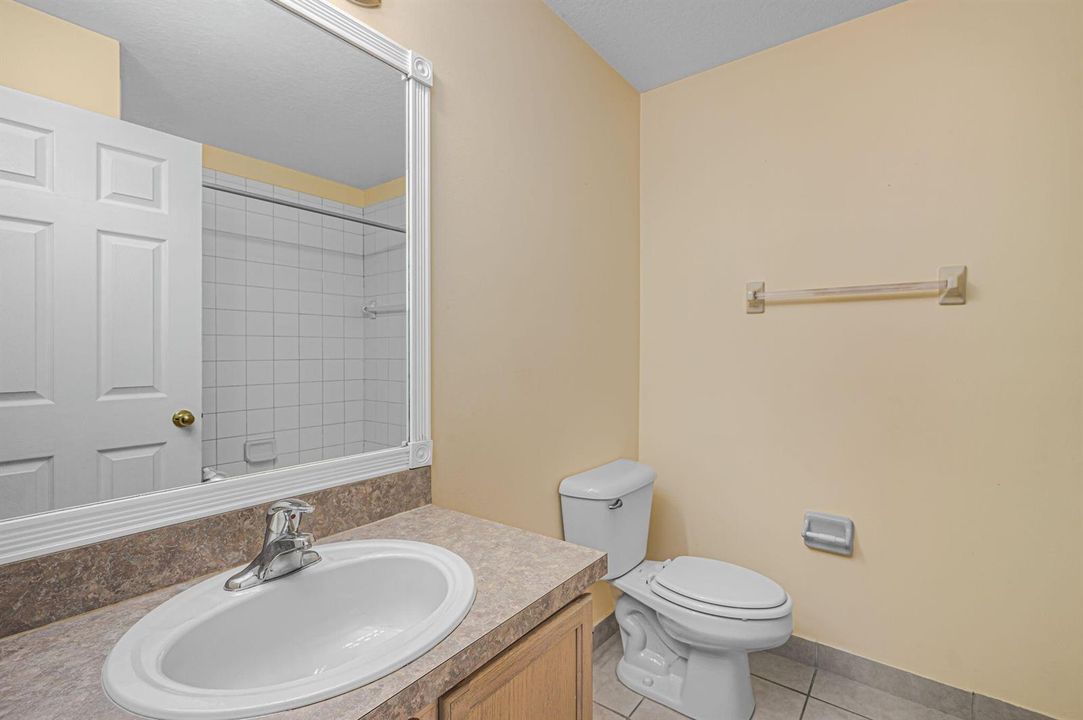 8-web-or-mls-2037 Providence Pl - 8