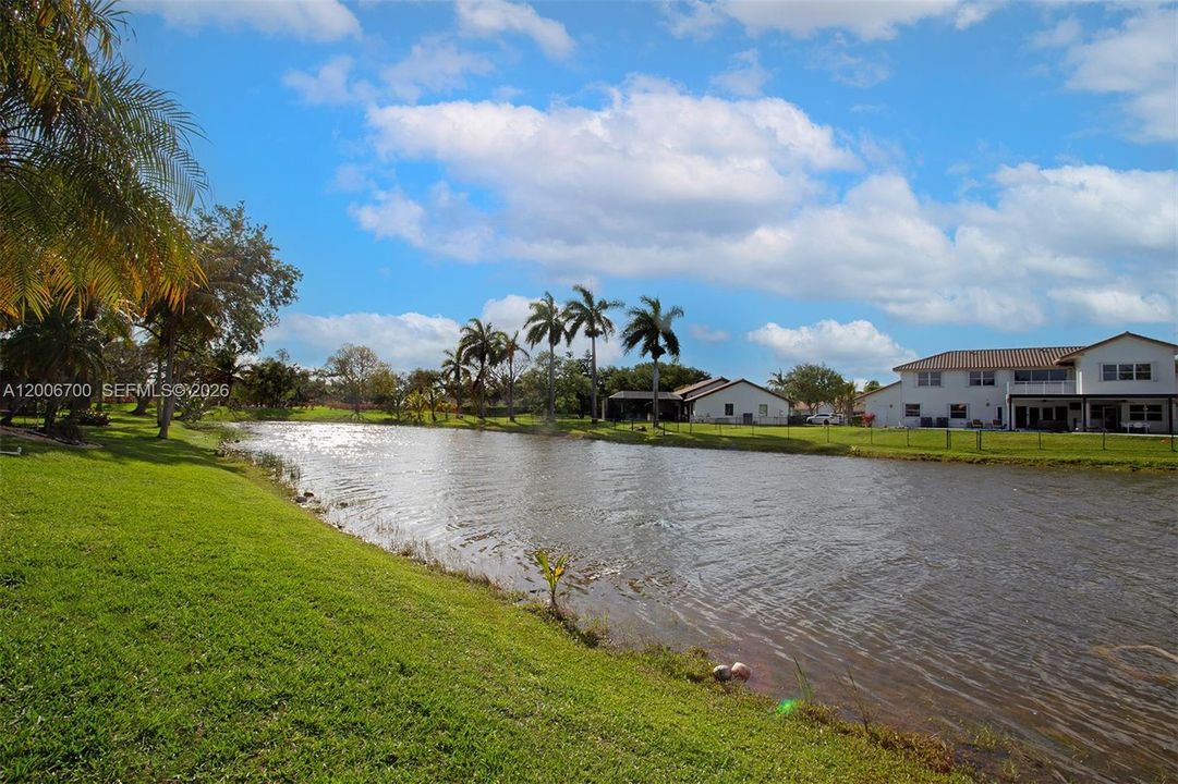 Active With Contract: $829,000 (3 beds, 2 baths, 2164 Square Feet)