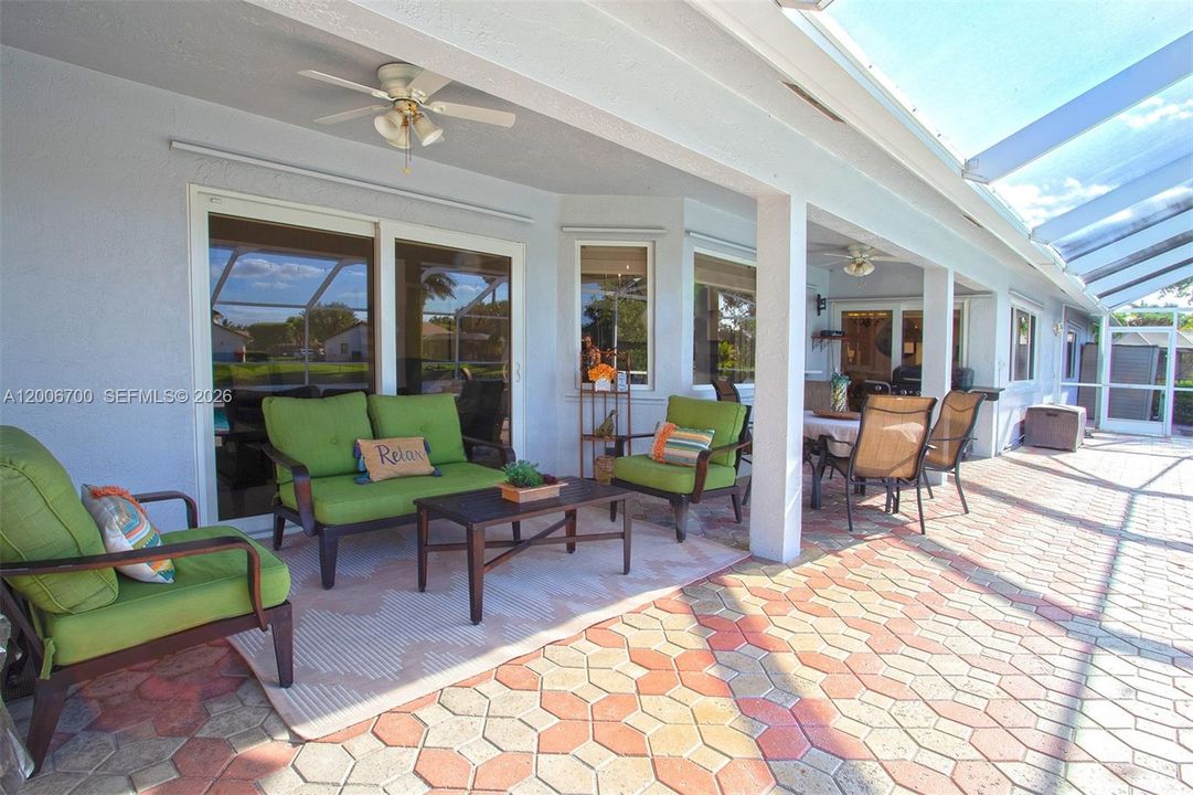 Active With Contract: $829,000 (3 beds, 2 baths, 2164 Square Feet)