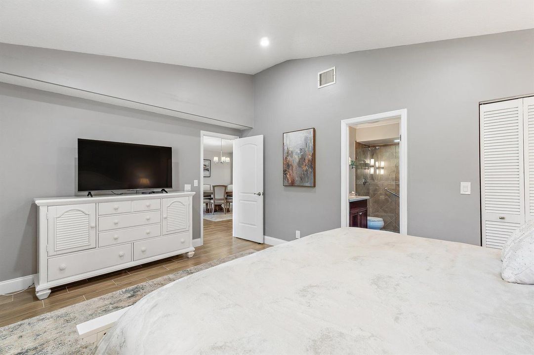 022-834ClubDr-PalmBeachGardens-SMALL