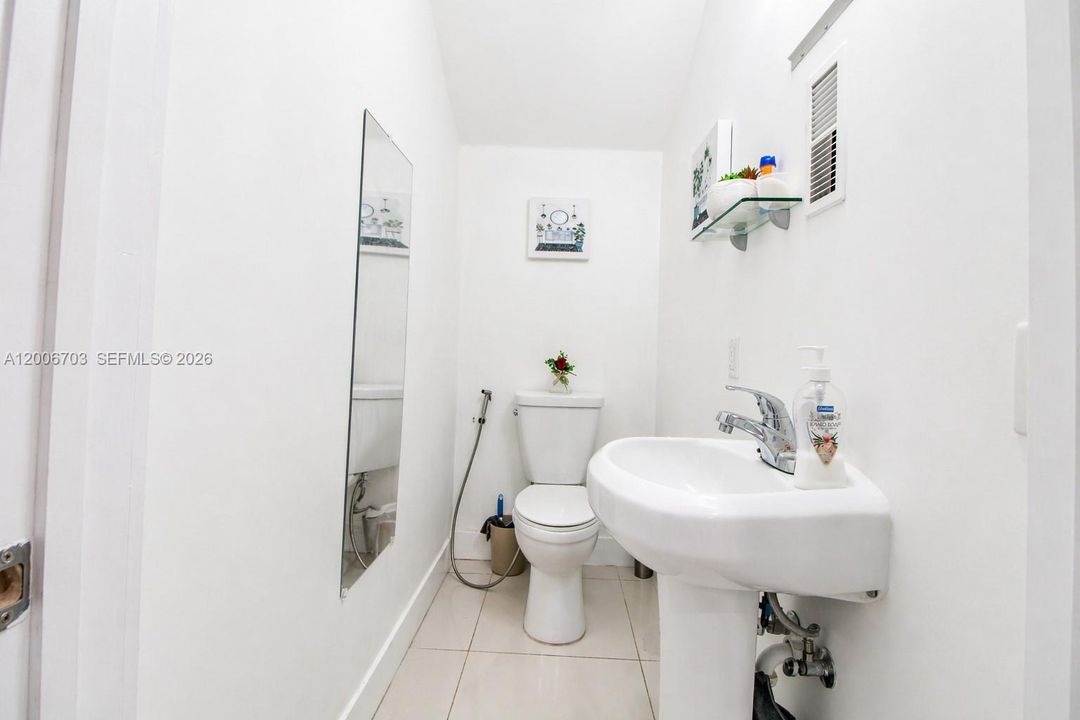 Half Bath/ downstairs