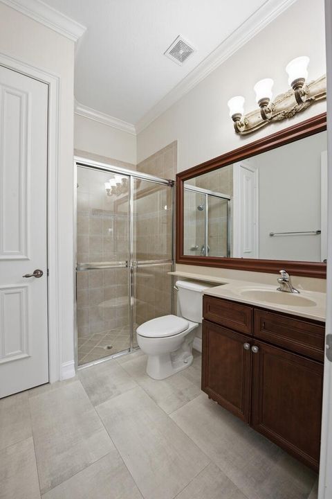 En-suite Bath