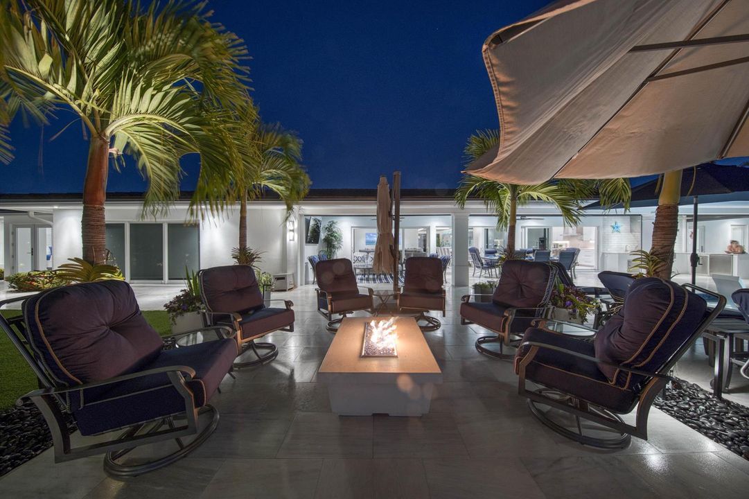 Villa Coastal Hideaway Twilights-24