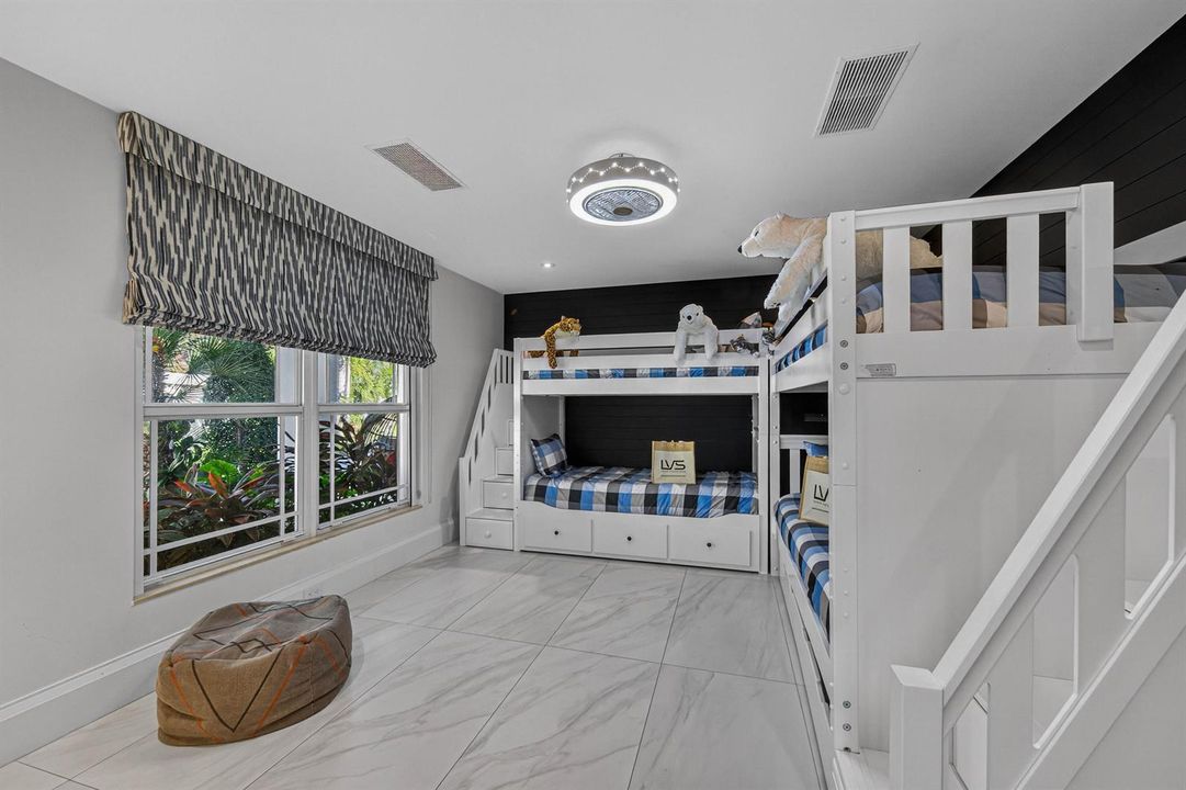 *Villa Coastal Hideaway-Bunk Bed Roomjpg