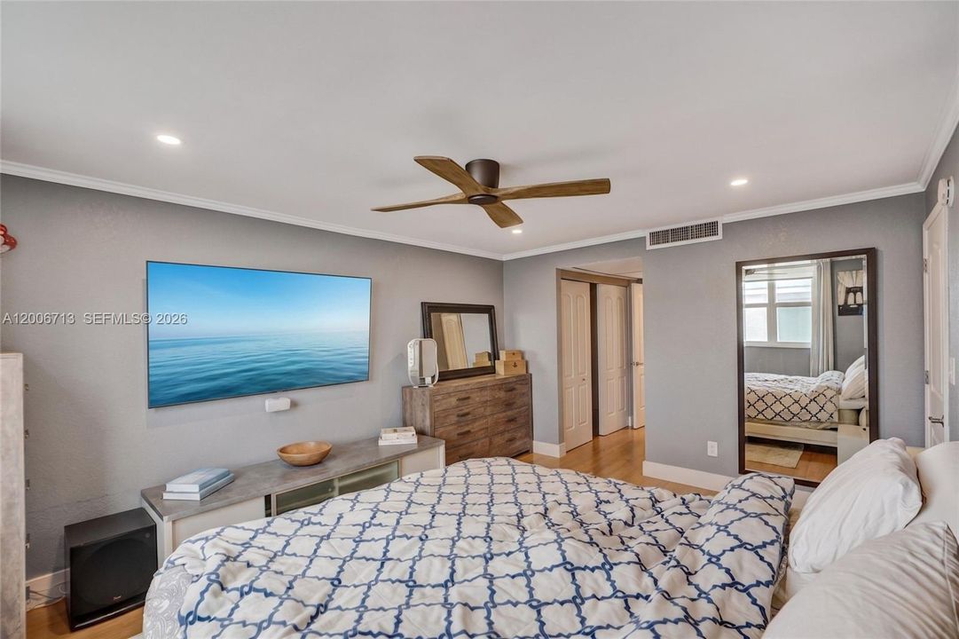Large bedroom with walk in closet & primary bath