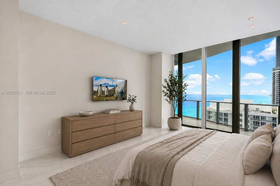 For Sale: $4,795,000 (3 beds, 5 baths, 3340 Square Feet)