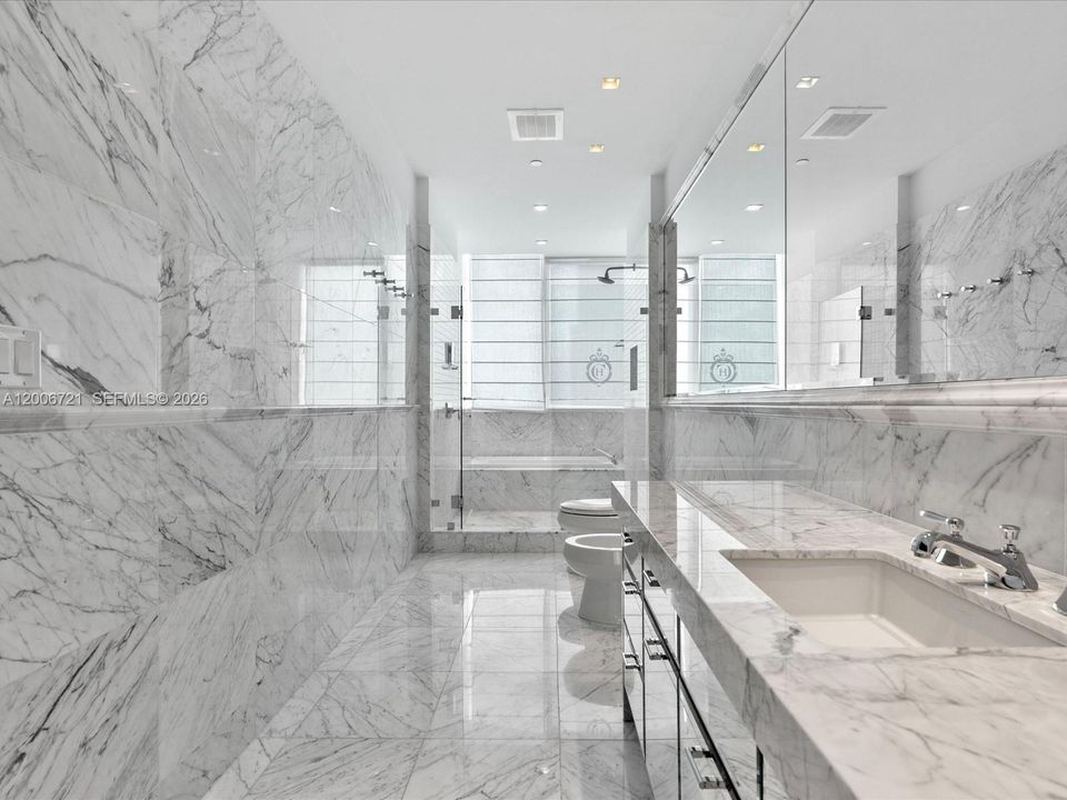 For Sale: $4,795,000 (3 beds, 5 baths, 3340 Square Feet)