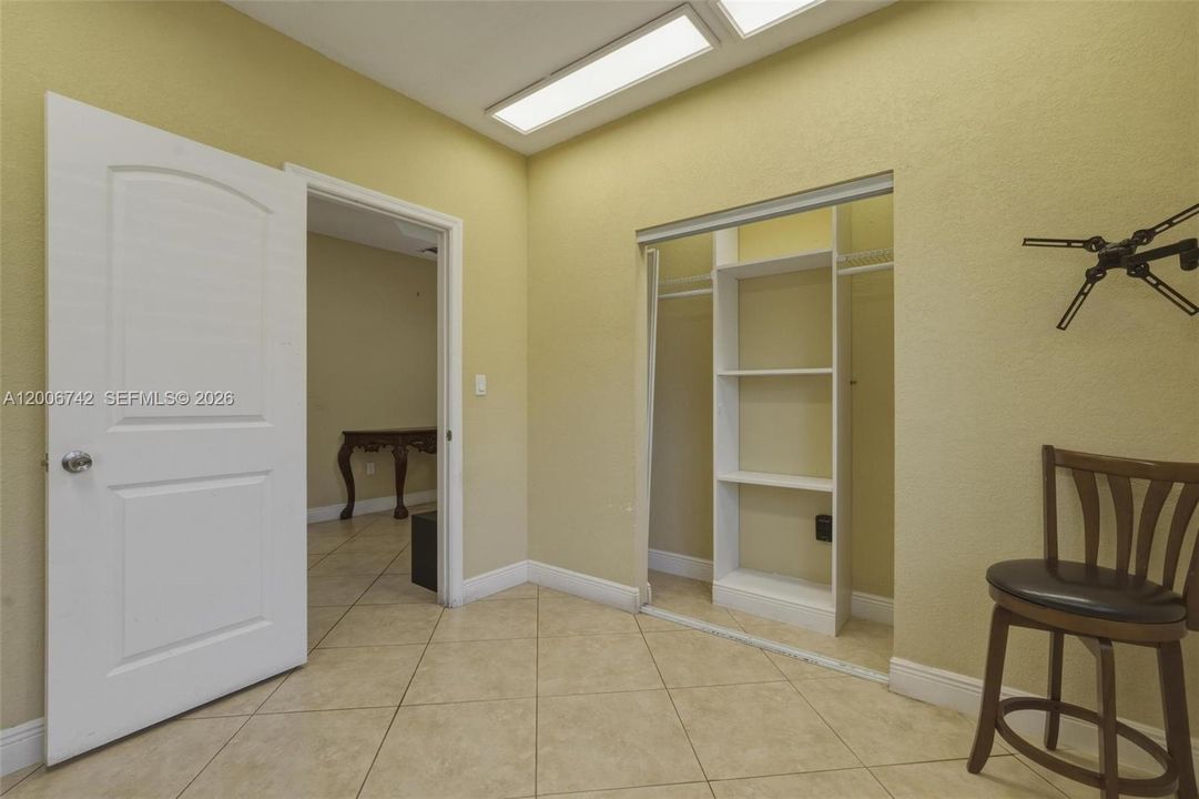 For Sale: $446,999 (3 beds, 2 baths, 1258 Square Feet)
