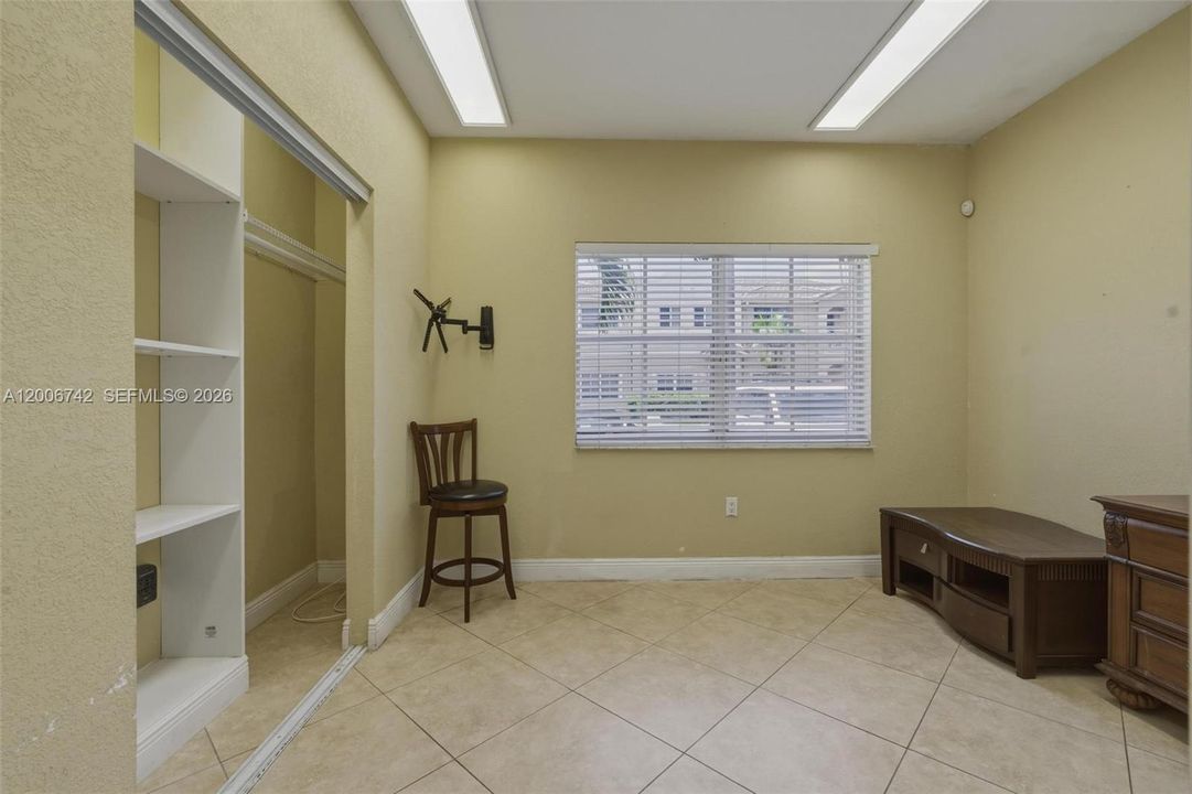 For Sale: $446,999 (3 beds, 2 baths, 1258 Square Feet)
