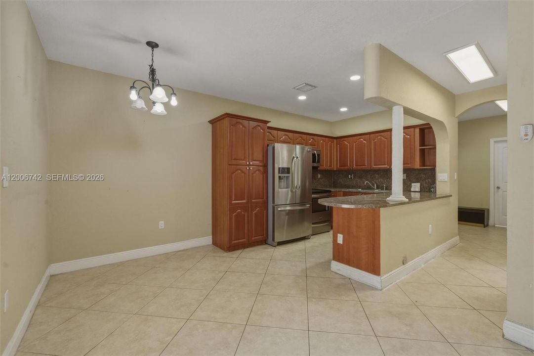 For Sale: $446,999 (3 beds, 2 baths, 1258 Square Feet)