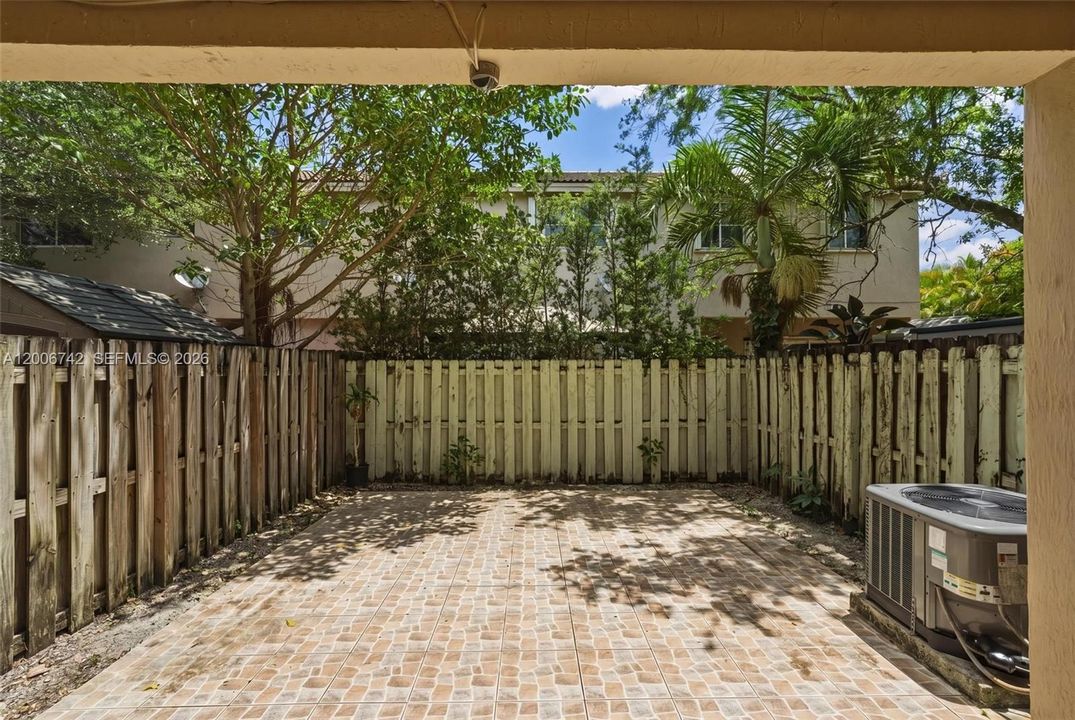 For Sale: $446,999 (3 beds, 2 baths, 1258 Square Feet)