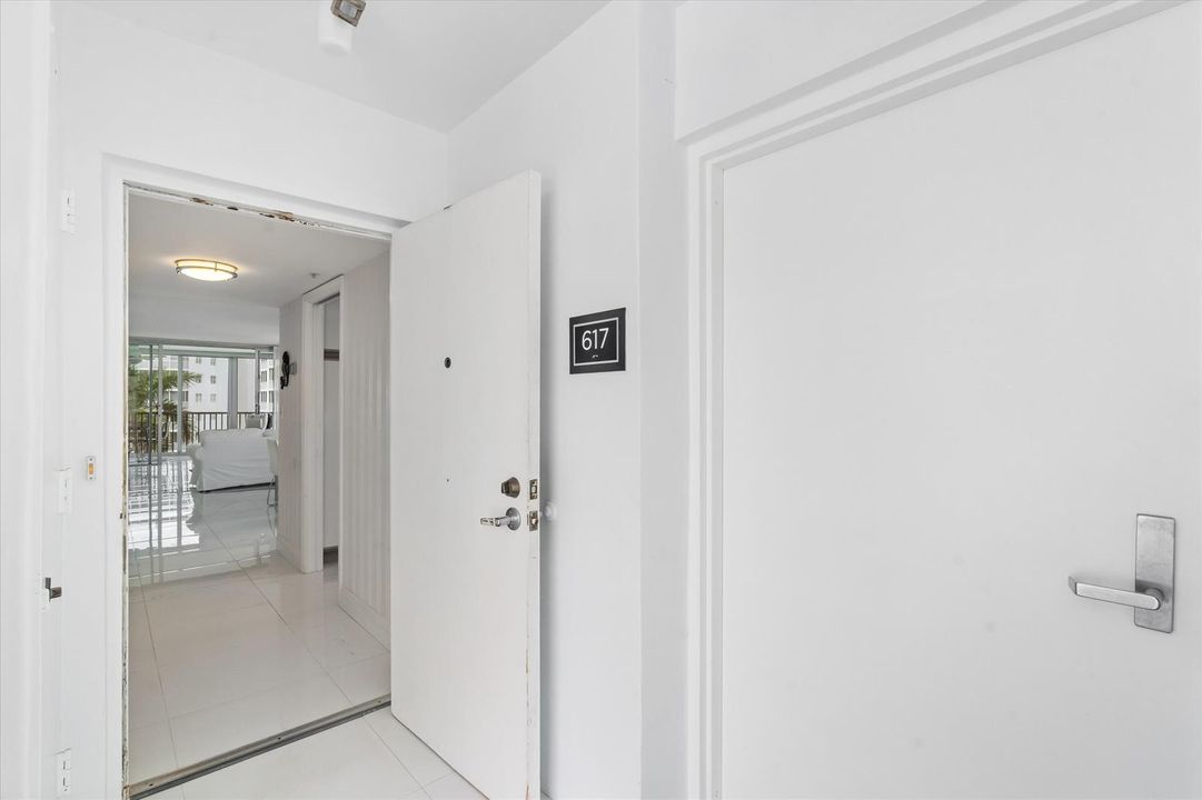 02-3300 S Ocean Blvd #617 Highland Beach