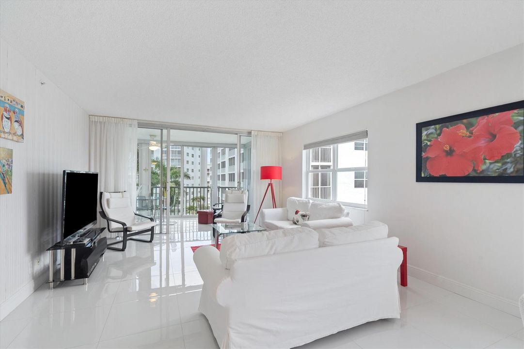 03-3300 S Ocean Blvd #617 Highland Beach