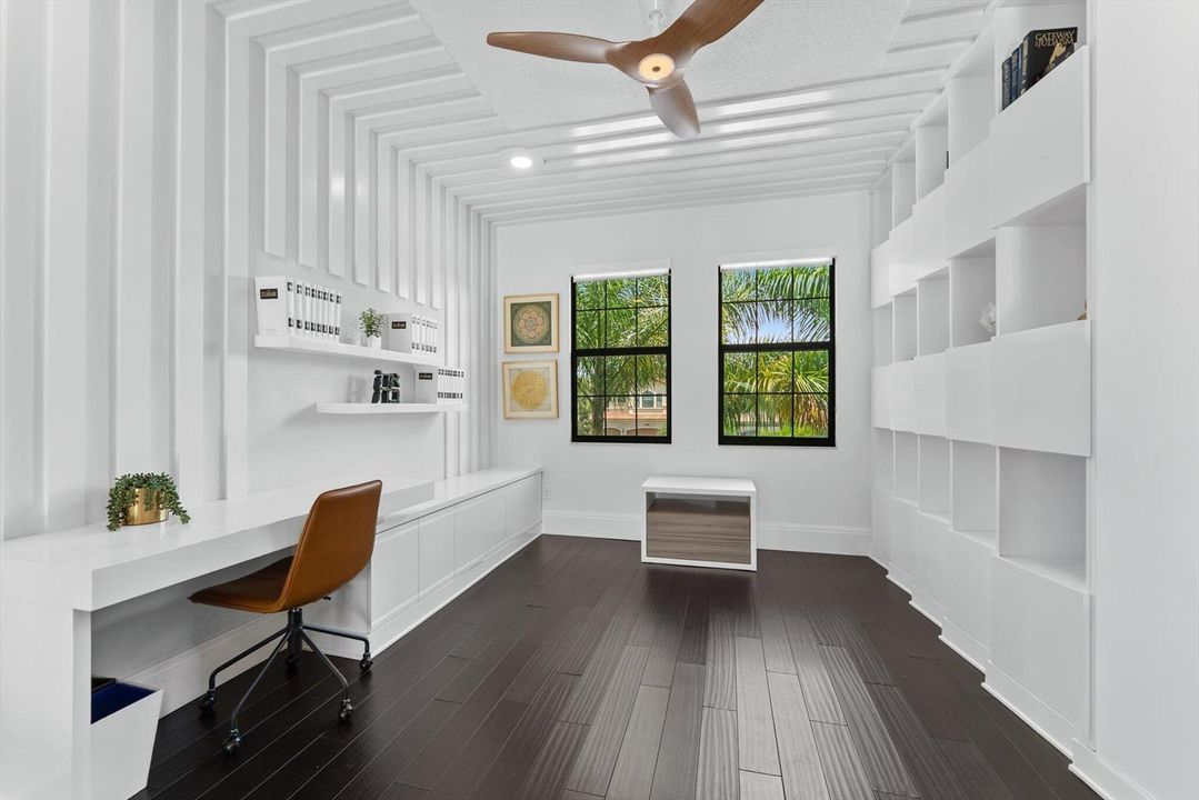2ND FLOOR LOFT