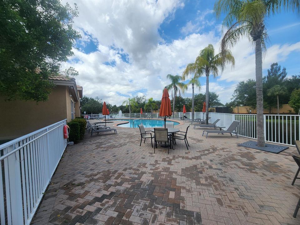 2816 Monterra Club drive listing pics 03