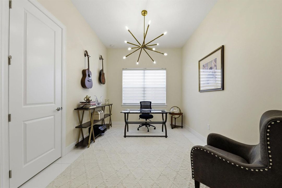 21-020_F8_10332 Northbrook Cir