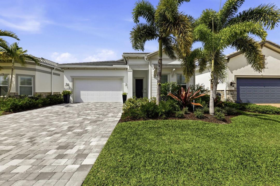 10332 Northbrook Cir