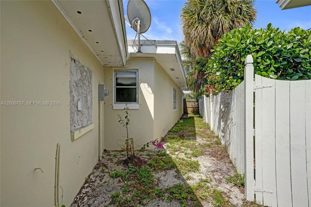 For Sale: $724,950 (3 beds, 3 baths, 2515 Square Feet)