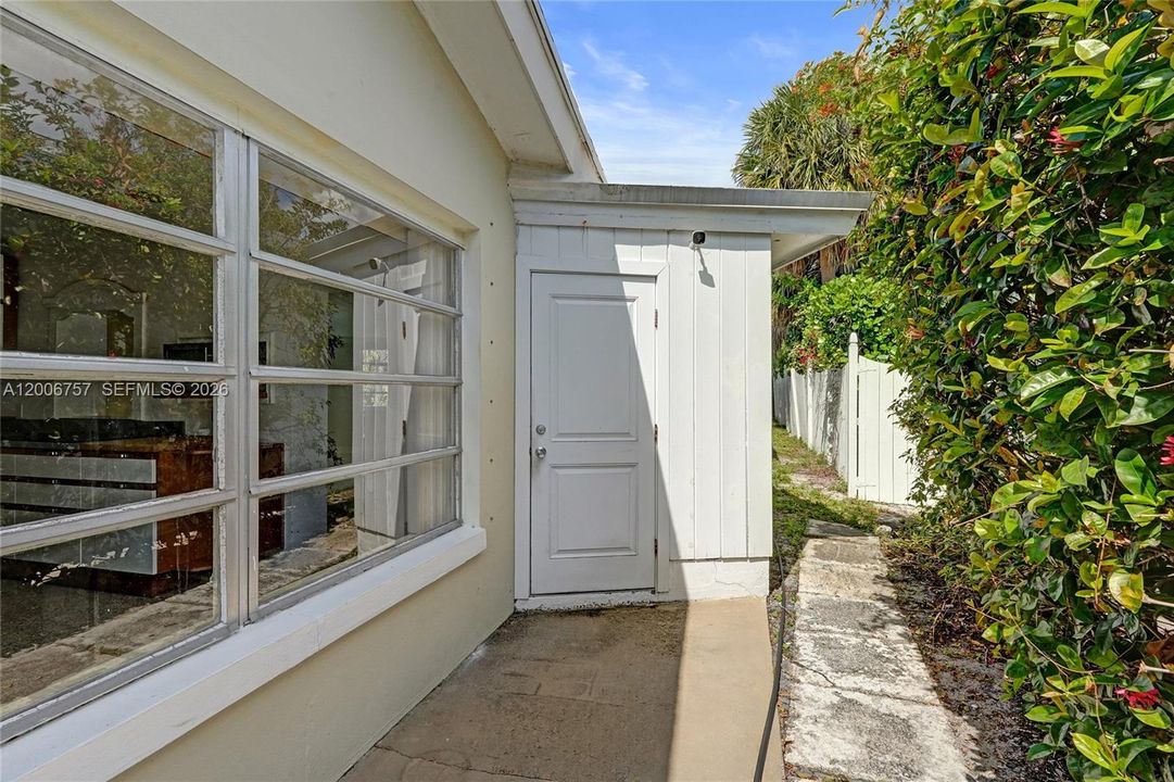 For Sale: $724,950 (3 beds, 3 baths, 2515 Square Feet)