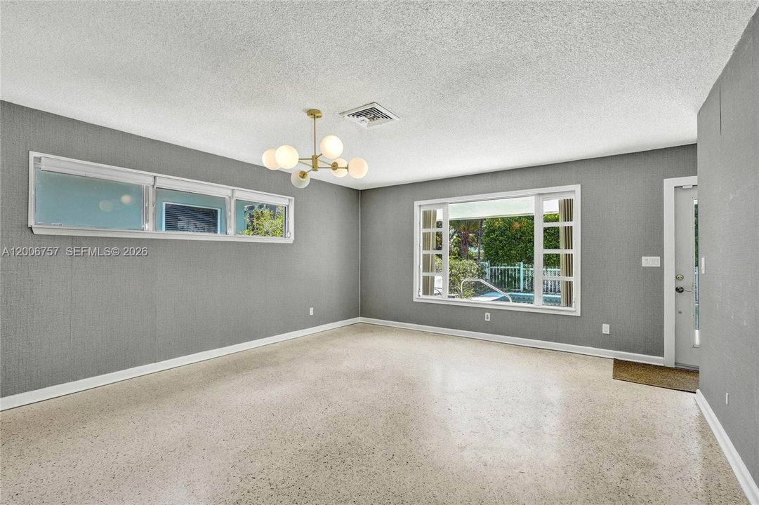For Sale: $724,950 (3 beds, 3 baths, 2515 Square Feet)