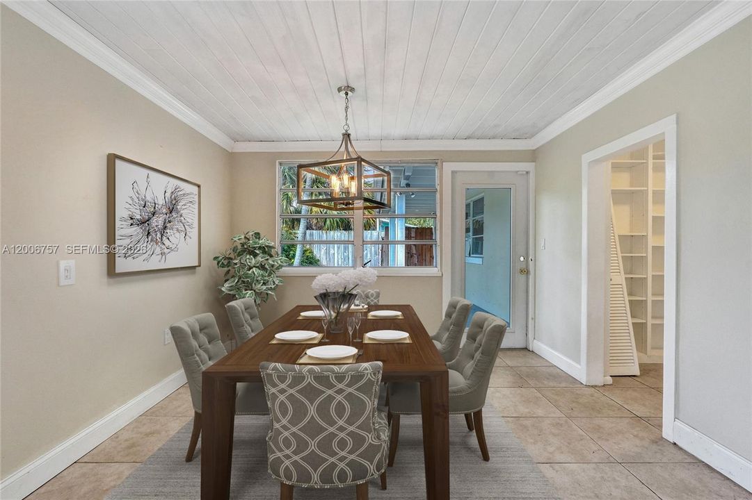 For Sale: $724,950 (3 beds, 3 baths, 2515 Square Feet)