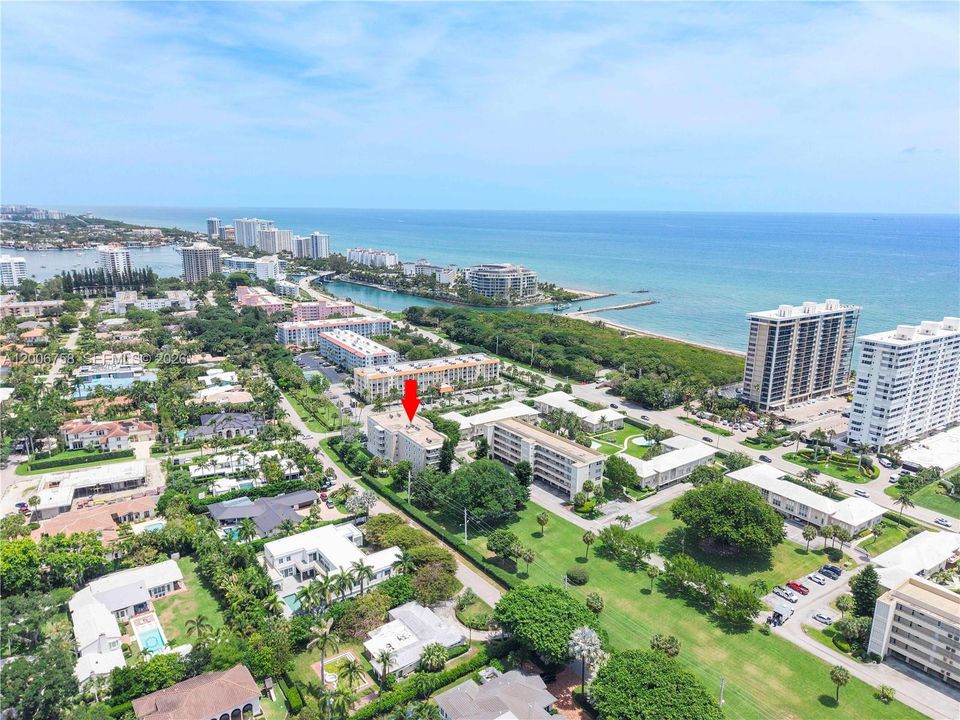 Active With Contract: $835,000 (3 beds, 2 baths, 2339 Square Feet)