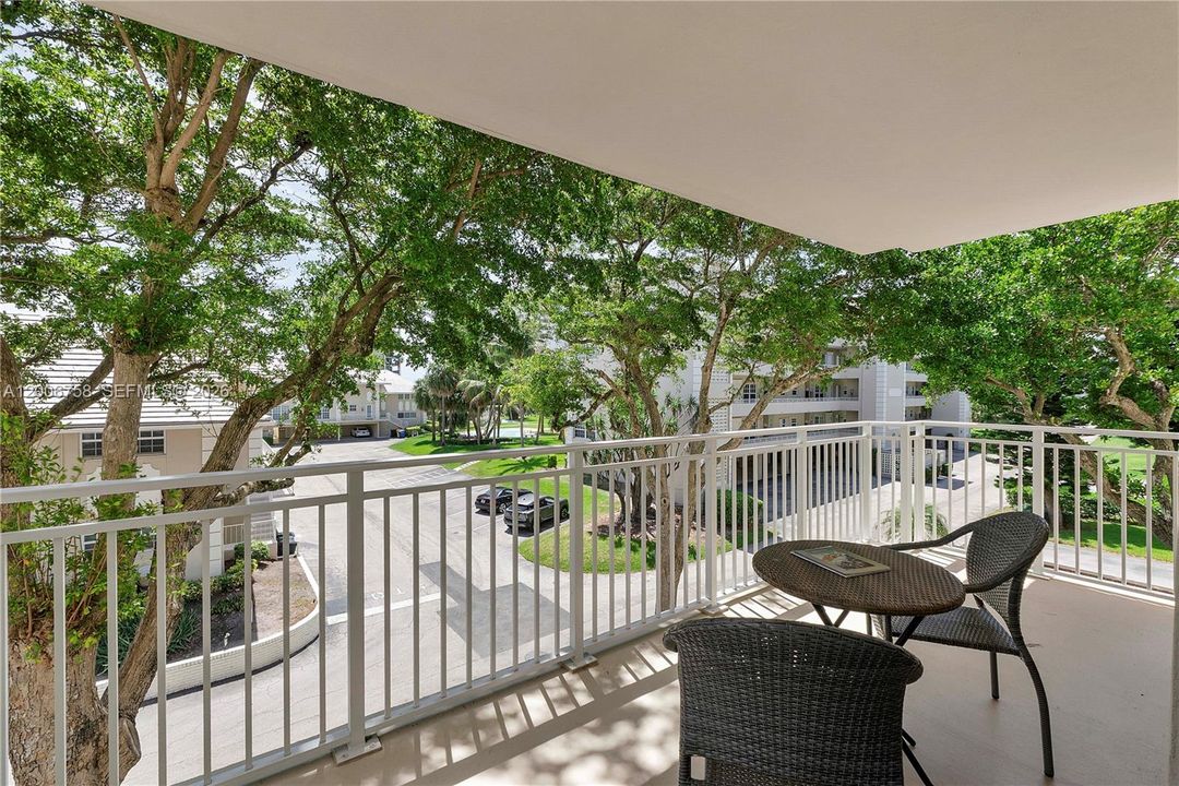 Active With Contract: $835,000 (3 beds, 2 baths, 2339 Square Feet)